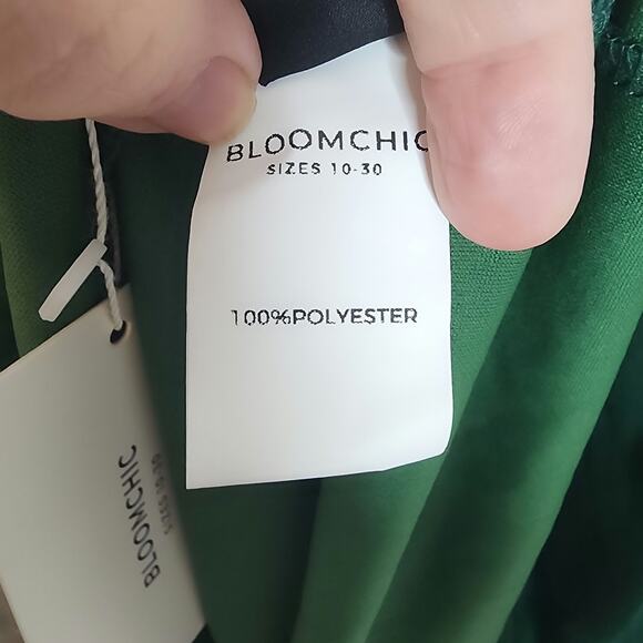 BloomChic Hunter Green One Shoulder Drape Dress, NWT, Size 22/24 - Picture 6 of 6